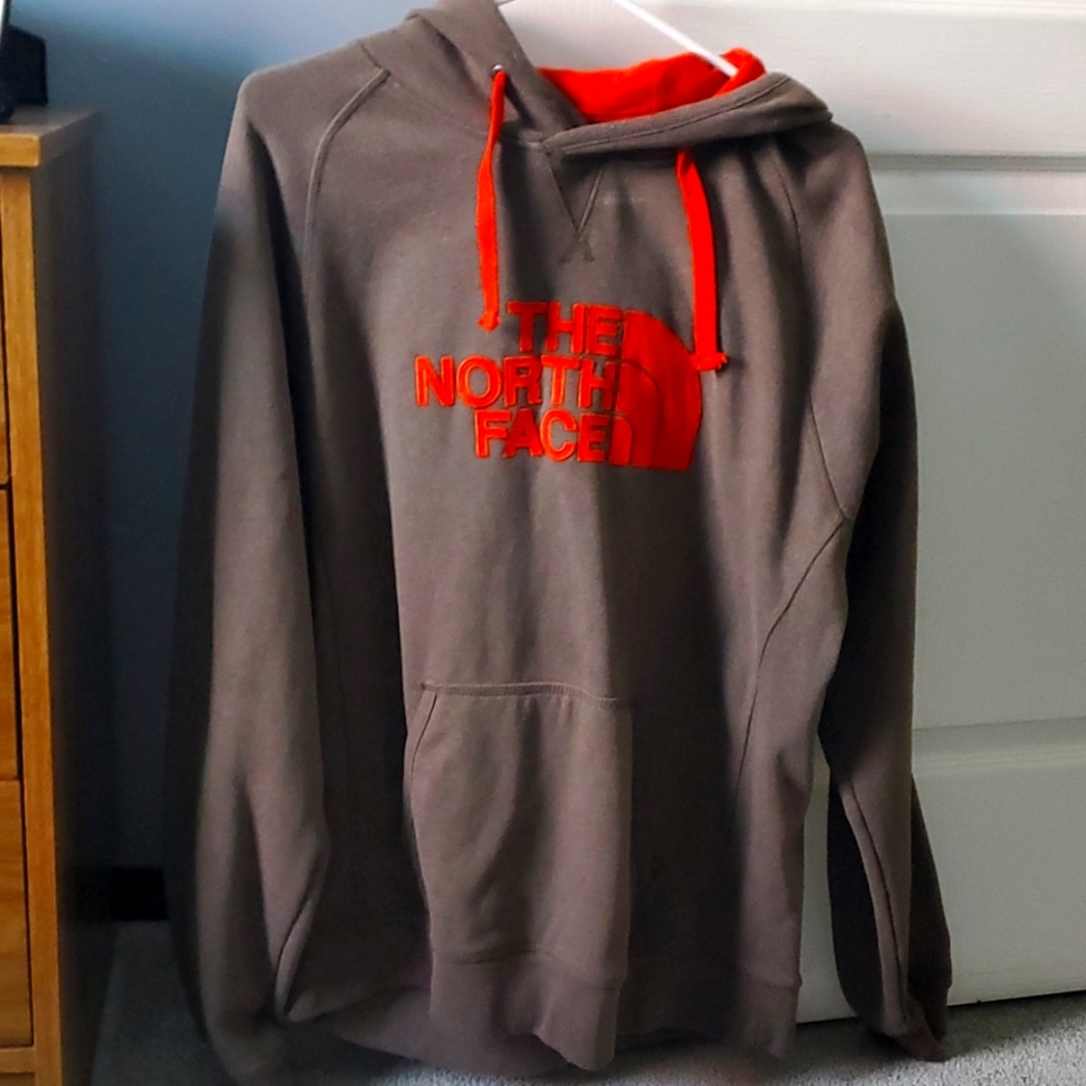 North Face Hoodie Size L
